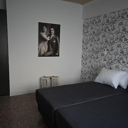 Haris 303 Apartment By Vpn Accomodation Athen Eksteriør billede